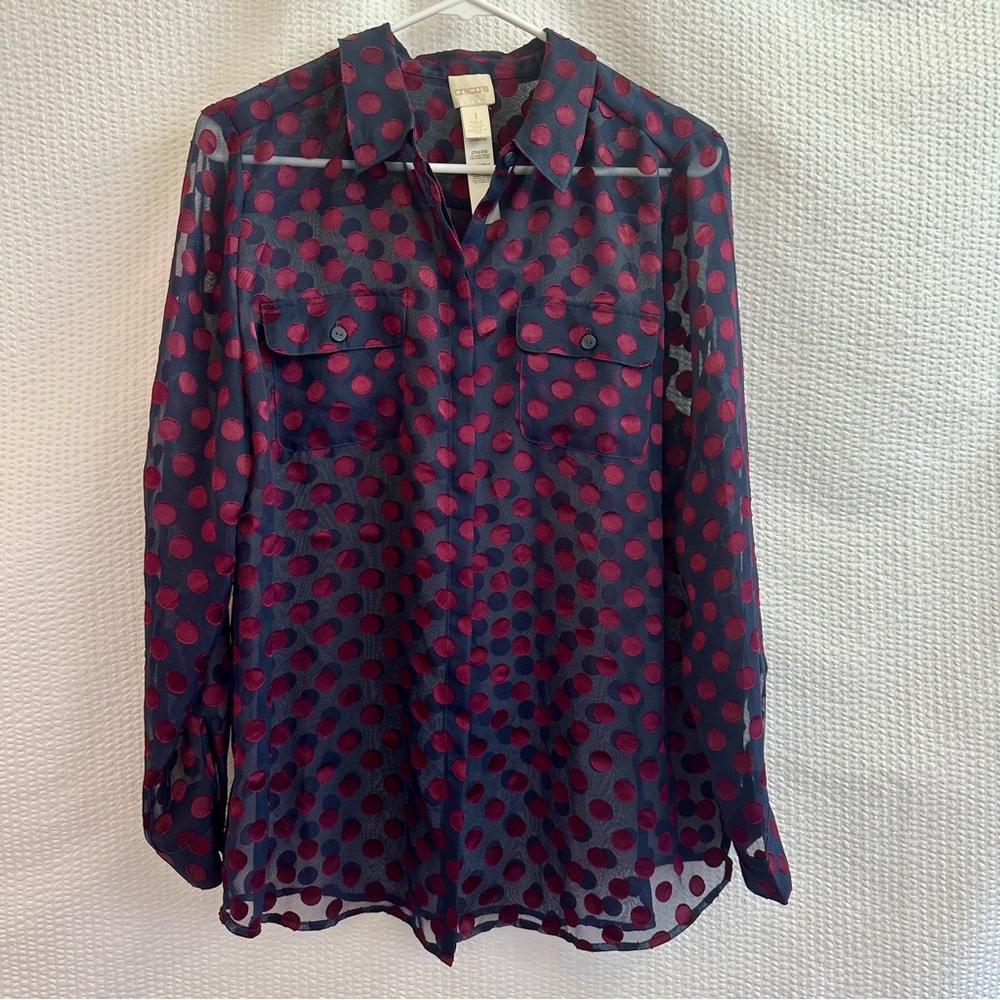 CHICO’S Navy Burgundy Polka Dot Sheer Button Down Blouse Women’s Size 1 Medium